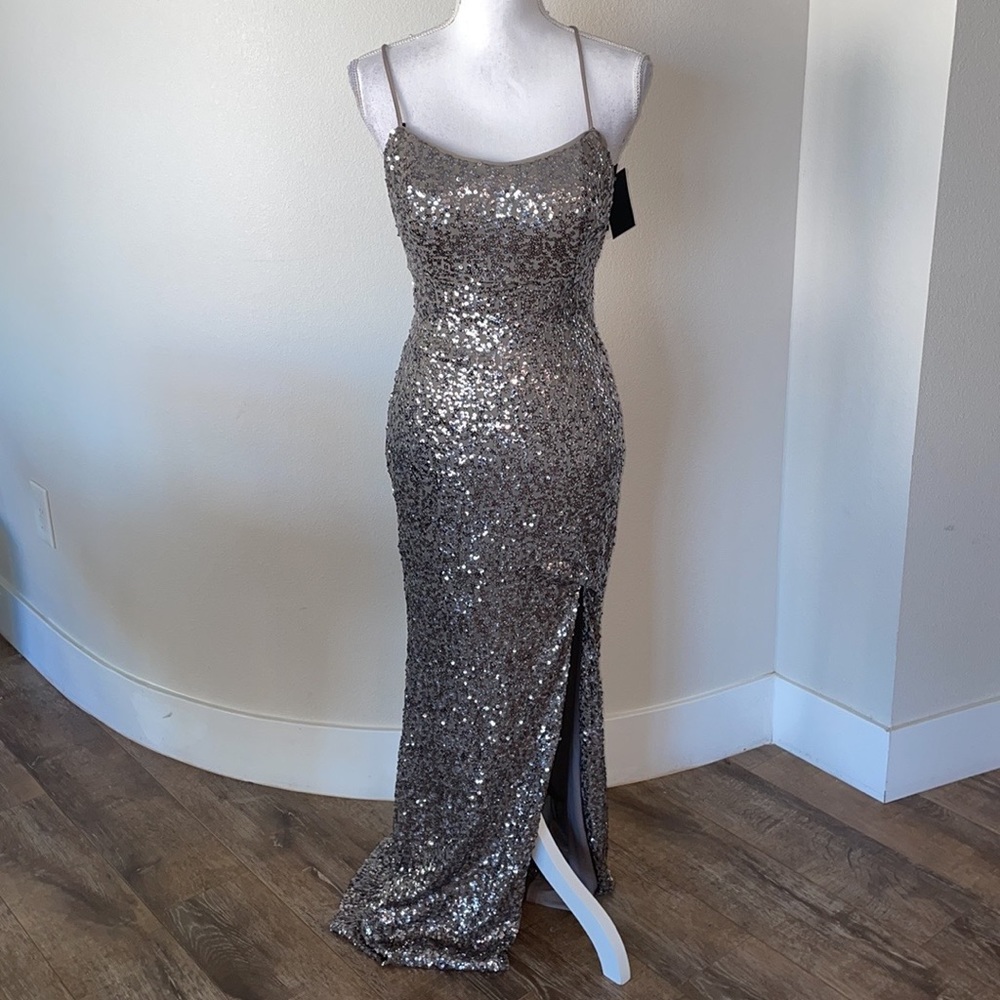 Aqua Gown - Picture 1 of 7